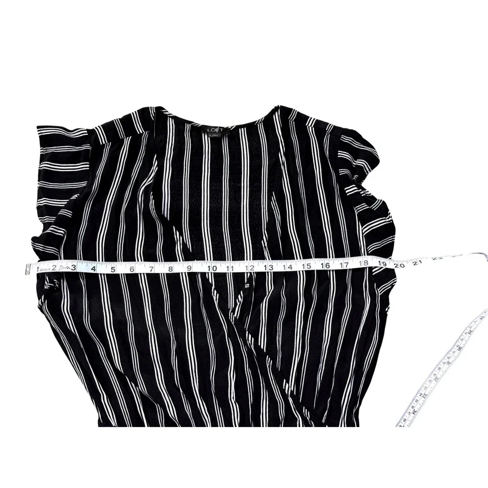 Loft Womens Black White Striped Ruffle Wrap Romper Sleeveless Size S - Picture 7 of 9